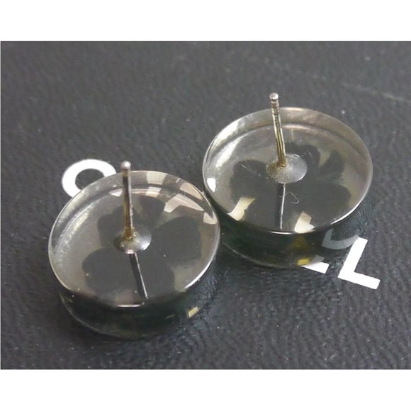 ☘️CHANEL Four Leaf Clover CC Logo Pierced Earrings Gold Black Round Vintage - Picture 3 of 6